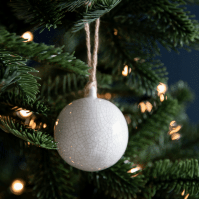 Ravello white crackled bauble for christmas tree decor